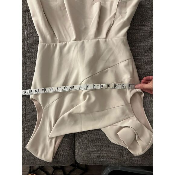 Rinascimento Italy Cream Peplum Knee Length Dress Size M Clean Girl Old Money - Picture 13 of 15